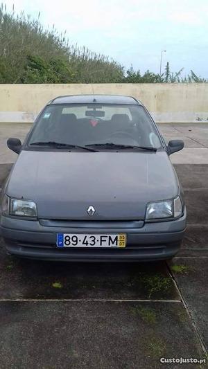 Renault Clio Clio Junho/95 - à venda - Ligeiros