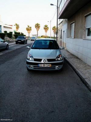 Renault Clio Expression  vl Setembro/01 - à venda -