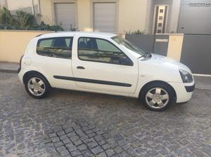 Renault Clio van Janeiro/06 - à venda - Comerciais / Van,