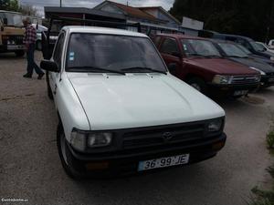 Toyota Hilux Pikp Julho/97 - à venda - Ligeiros