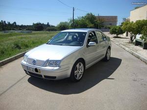 VW Bora TDI 150cv Abril/02 - à venda - Ligeiros