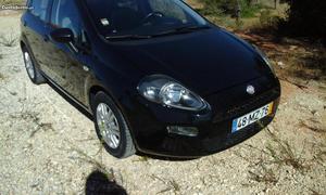 Fiat Grande Punto star stop Maio/12 - à venda - Ligeiros