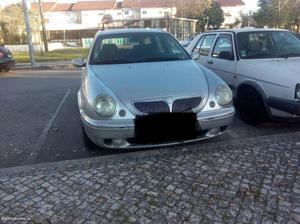 Lancia Lybra 1.9jtd 110cv Setembro/01 - à venda - Ligeiros