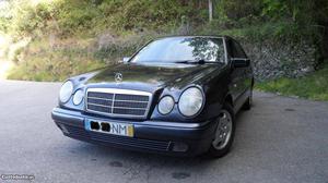 Mercedes-Benz E 220 D classic 95cv Novembro/97 - à venda -