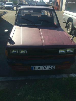 Nissan Pick Up caixa aberta Agosto/82 - à venda - Pick-up/