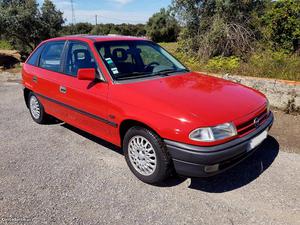 Opel Astra GT Julho/93 - à venda - Ligeiros Passageiros,