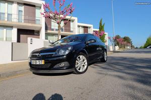 Opel Astra GTC 1.7 CDTI Março/06 - à venda - Ligeiros
