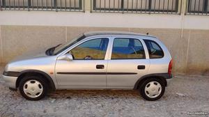 Opel Corsa 1.5 TD Fevereiro/99 - à venda - Ligeiros