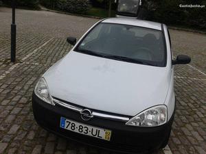 Opel Corsa 1.7 DI Dezembro/02 - à venda - Comerciais / Van,