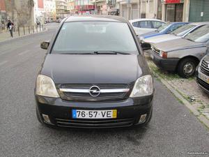 Opel Meriva 1.6 Cosmo 5 Portas Junho/03 - à venda -