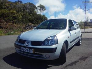 Renault Clio 1.2 extremo 16V 02 Maio/02 - à venda -