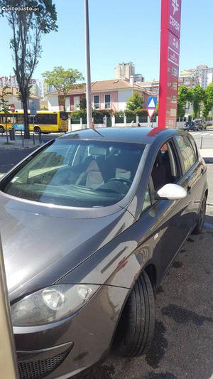 Seat Altea Sports 19 tdi 105cv Outubro/04 - à venda -