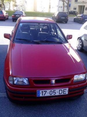 Seat Ibiza  Novembro/94 - à venda - Ligeiros