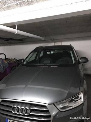 Audi Q3 Sport Abril/15 - à venda - Monovolume / SUV, Aveiro