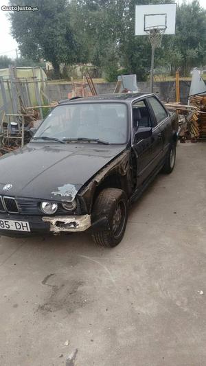 BMW 316 coupe Março/88 - à venda - Descapotável / Coupé,