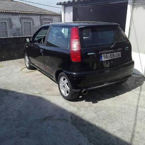 Fiat Punto desportivo Maio/98 - à venda - Ligeiros