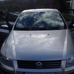 Fiat Stilo 1.6 confort Março/02 - à venda - Ligeiros