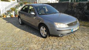 Ford Mondeo 1.8 duratech Março/02 - à venda - Ligeiros