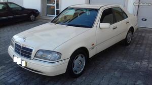 Mercedes-Benz C 250 ELEGANCE Agosto/94 - à venda - Ligeiros