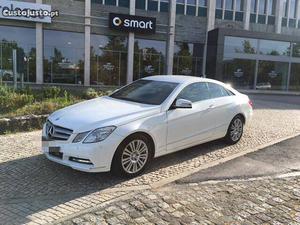 Mercedes-Benz E 250 Cdi Coupe AvantGard  Agosto/12 - à