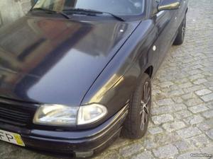 Opel Astra 1.7 diesel Agosto/95 - à venda - Ligeiros