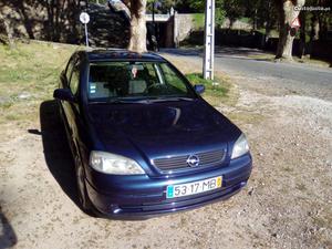 Opel Astra Muito bom estado Outubro/98 - à venda - Ligeiros