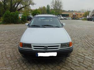 Opel Astra caravan 17 td Isuzu Maio/93 - à venda - Ligeiros