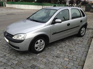 Opel Corsa 1.7 DTI / 5 LUGARES Maio/01 - à venda - Ligeiros
