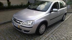 Opel Corsa v Confort Maio/04 - à venda - Ligeiros