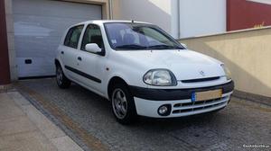 Renault Clio 1.2 rt Janeiro/99 - à venda - Ligeiros