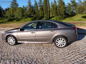 Renault Laguna 2.0 Dezembro/08 - à venda - Ligeiros