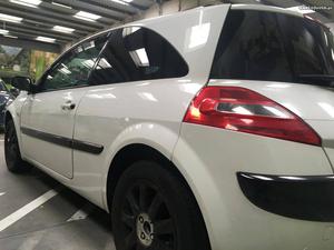 Renault Mégane DCI VAN Janeiro/06 - à venda - Comerciais /