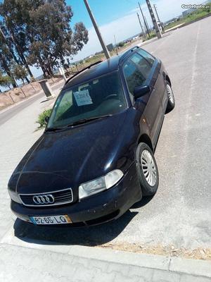 Audi A4 A4 Julho/98 - à venda - Ligeiros Passageiros,