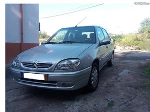 Citroën Saxo Exclusivé Janeiro/02 - à venda - Ligeiros