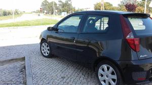 Fiat Punto Sport Fevereiro/05 - à venda - Comerciais / Van,