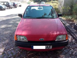 Ford Fiesta 1.1 Fevereiro/92 - à venda - Ligeiros