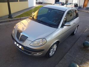 Lancia Ypsilon 1.2 A C 1DONO Dezembro/03 - à venda -