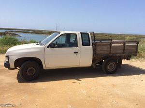 Nissan Pick Up Janeiro/17 - à venda - Pick-up/