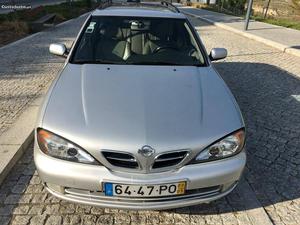 Nissan Primera  Maio/00 - à venda - Ligeiros