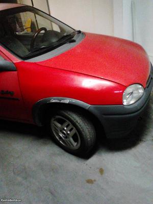 Opel Corsa usado Novembro/93 - à venda - Ligeiros