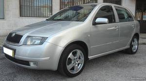 Skoda Fabia 1.9 tdi Março/03 - à venda - Ligeiros