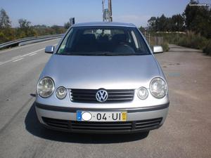 VW Polo Confortline Novembro/02 - à venda - Ligeiros