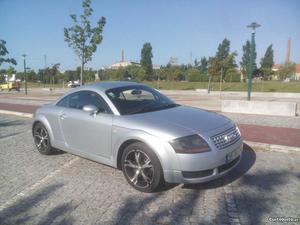 Audi TT quatro 225 Dezembro/99 - à venda - Descapotável /