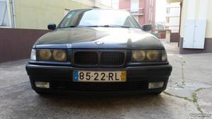 BMW 318 tds touring Junho/95 - à venda - Ligeiros