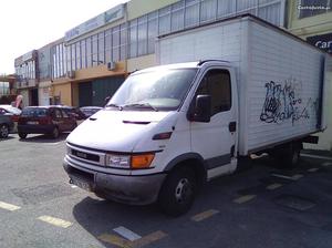 Iveco Daily 35c11 Março/02 - à venda - Comerciais / Van,