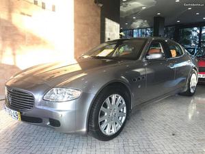 Maserati Quattroporte 4.2 V8 Abril/06 - à venda - Ligeiros