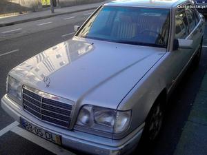 Mercedes-Benz E 200 excelente Fevereiro/94 - à venda -