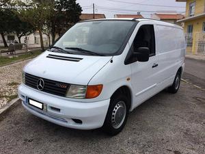 Mercedes-Benz Vito 110 cdi Março/00 - à venda - Comerciais