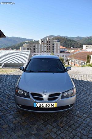 Nissan Almera DCI CV Maio/04 - à venda - Comerciais