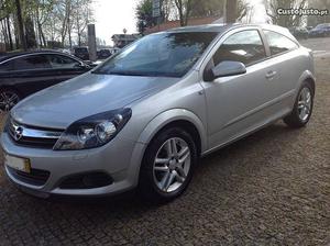 Opel Astra 13GTCcdti5LK Dezembro/06 - à venda -